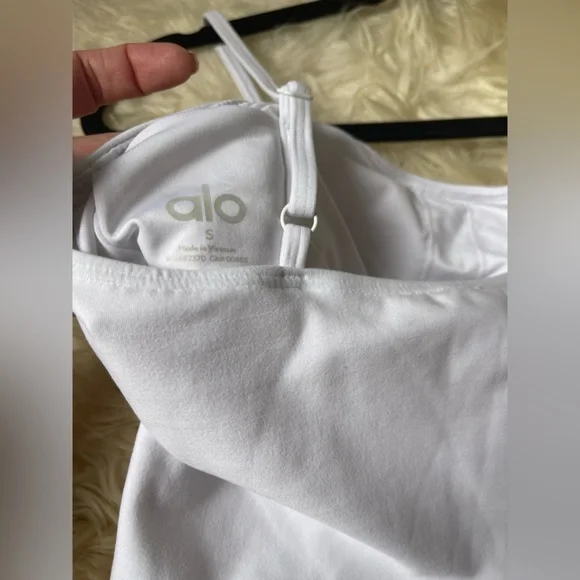 Alo Yoga Alosoft Courtside Tennis Dress. Excellent used condition. NO pads - Picture 6 of 8